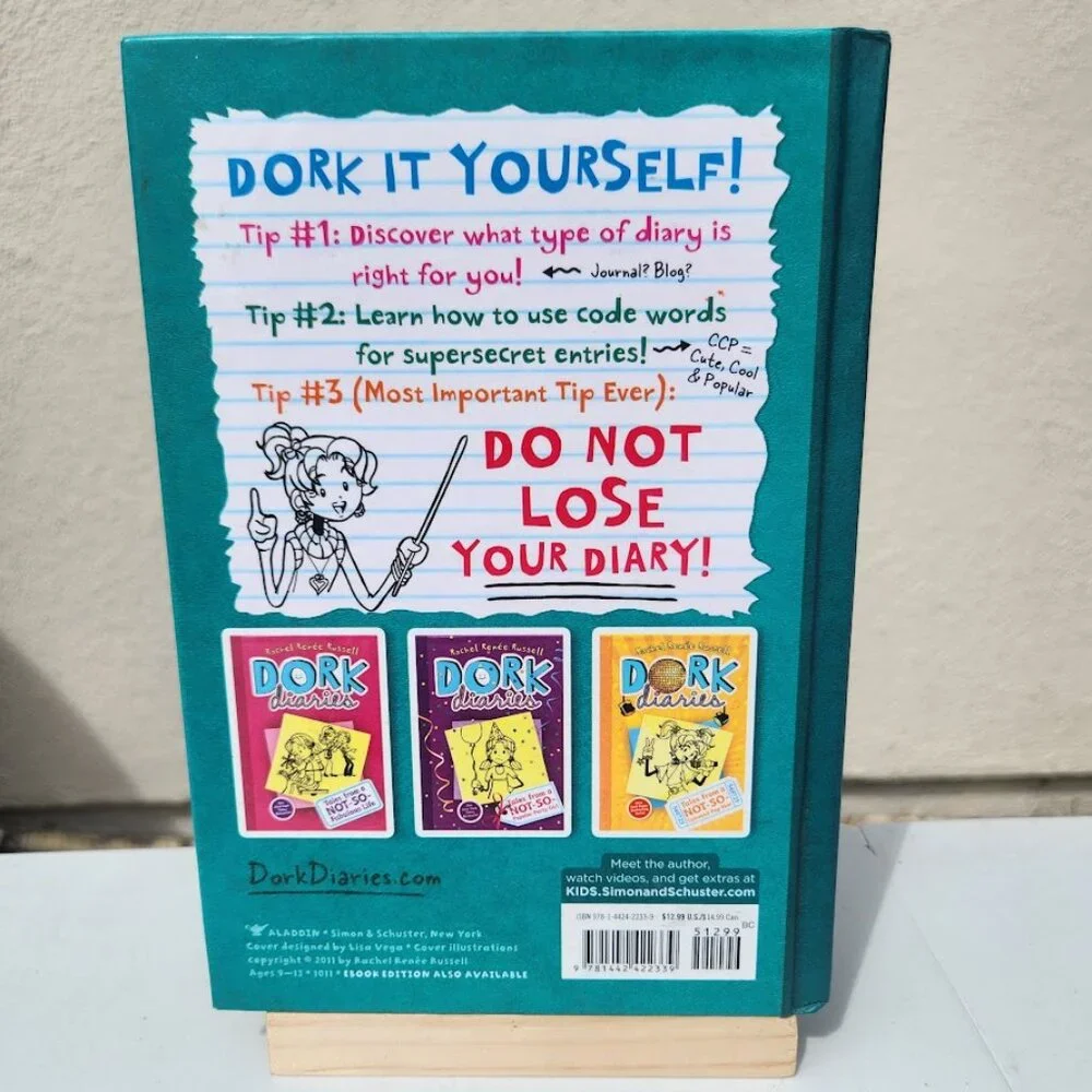 Dork Diaries 3 1/2 How to Dork your Diary Hardcover Book 9781442422339 by Rachel